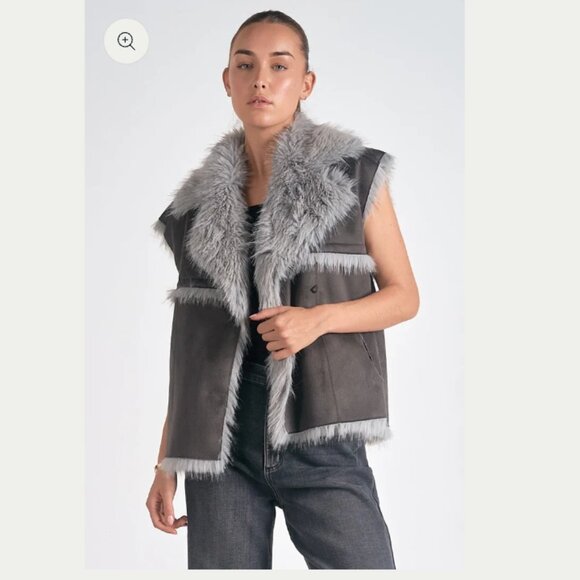 NWT Elan Eloise Vest. - Picture 1 of 5